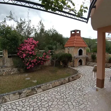 Josi - 150 M From Sea Apartment *