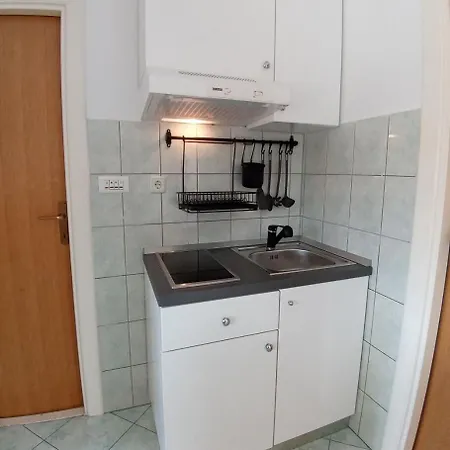 Josi - 150 M From Sea * Vinisce