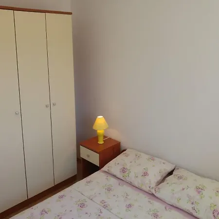 Josi - 150 M From Sea Apartment