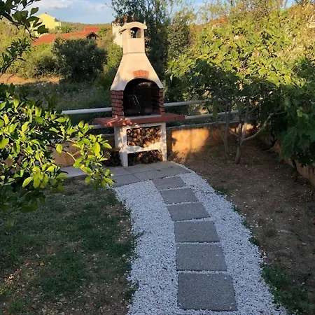Josi - 150 M From Sea Vinisce