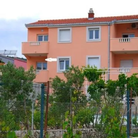 Josi - 150 M From Sea Apartment *