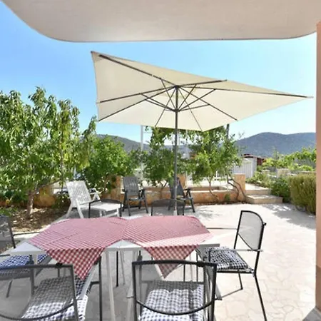 Apartment Josi - 150 M From Sea Vinisce